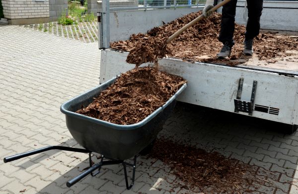 Bulk Mulch Delivery in Wilmington