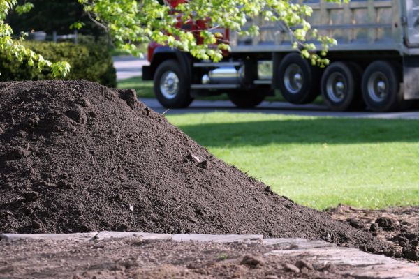 Yard Dirt Delivery in Wilmington