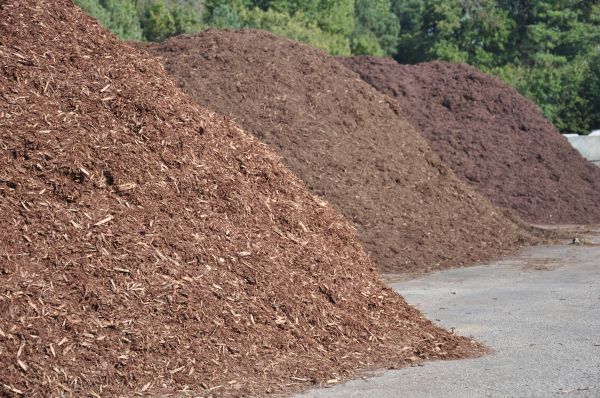 Brown Mulch Delivery in Wilmington